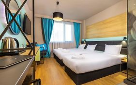 Хотел Ърбън