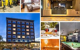 Хотел Ърбън